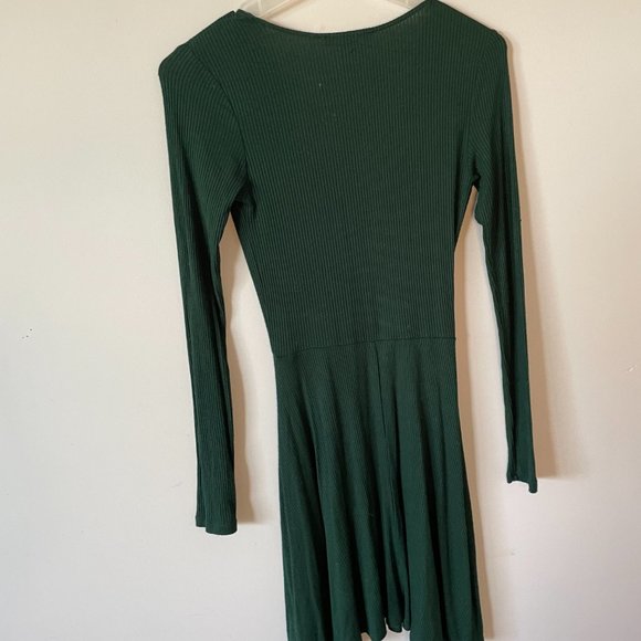 Faux Wrap Dresses 2for1 - Picture 5 of 8